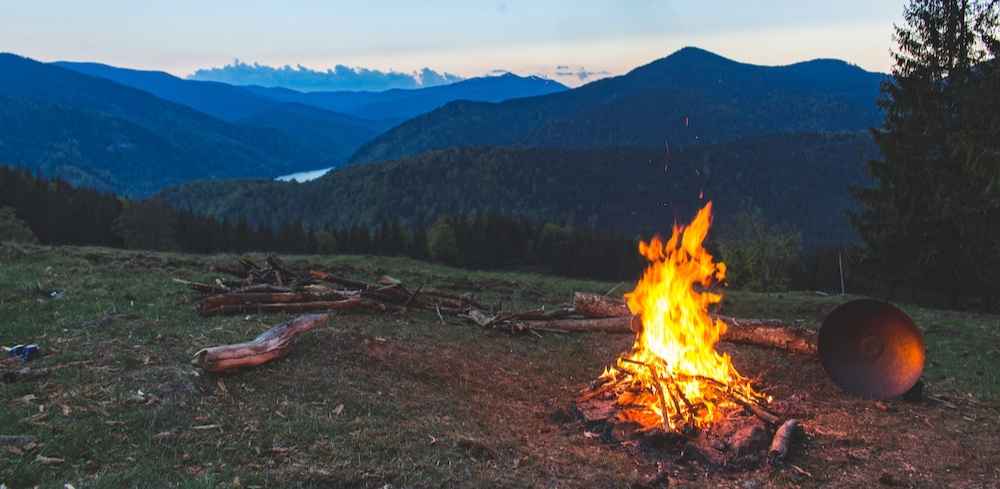 Campfire Safety Tips for Fall RV Rentals